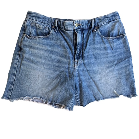 Good American Blue Jean Shorts 90s Icon Bermuda Jorts Size 14/32 - Picture 1 of 8